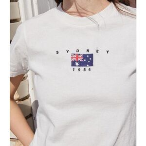 Brandy Melville Sydney Australia crop top casual cotton t-shirt